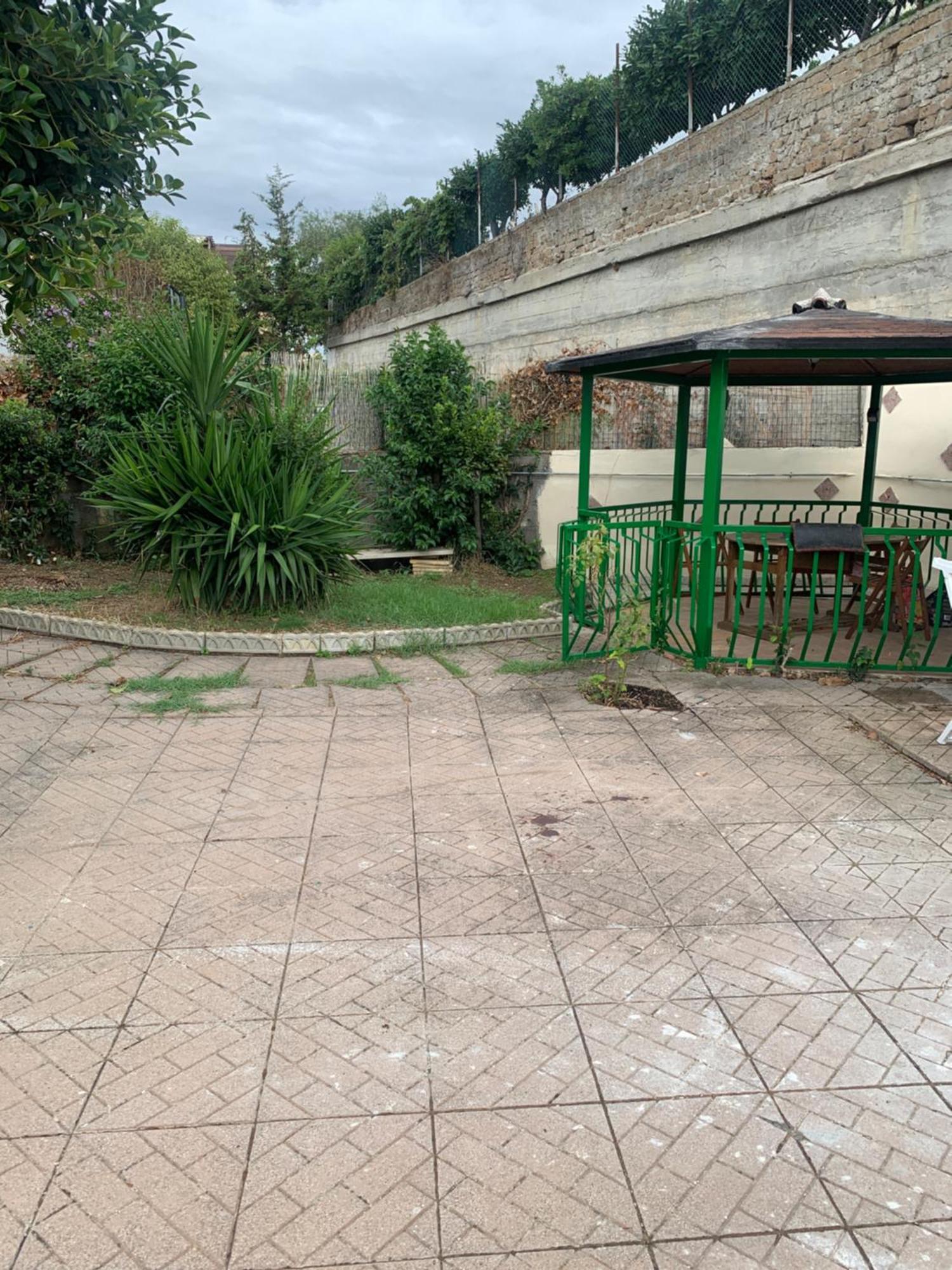 B&B Civitavecchia La Casetta Con Giardino Exterior foto